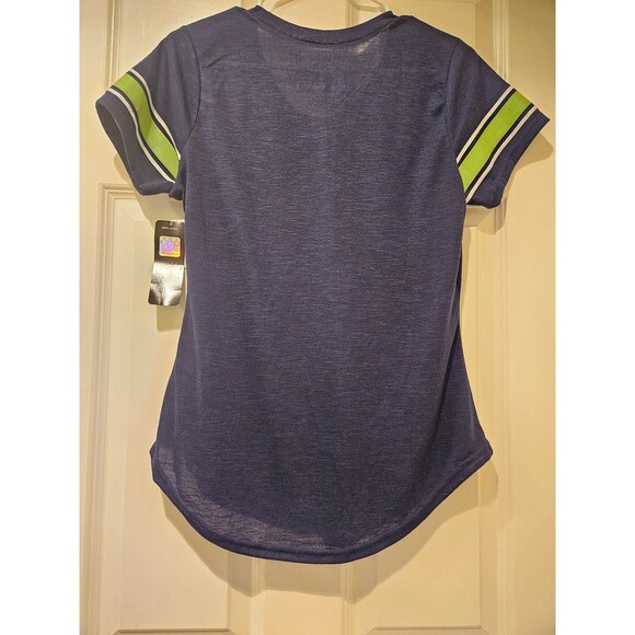 Seattle Seahawks Women's T-Shirt New w/Tags Size Medium NFL Fangear Football - Picture 2 of 4
